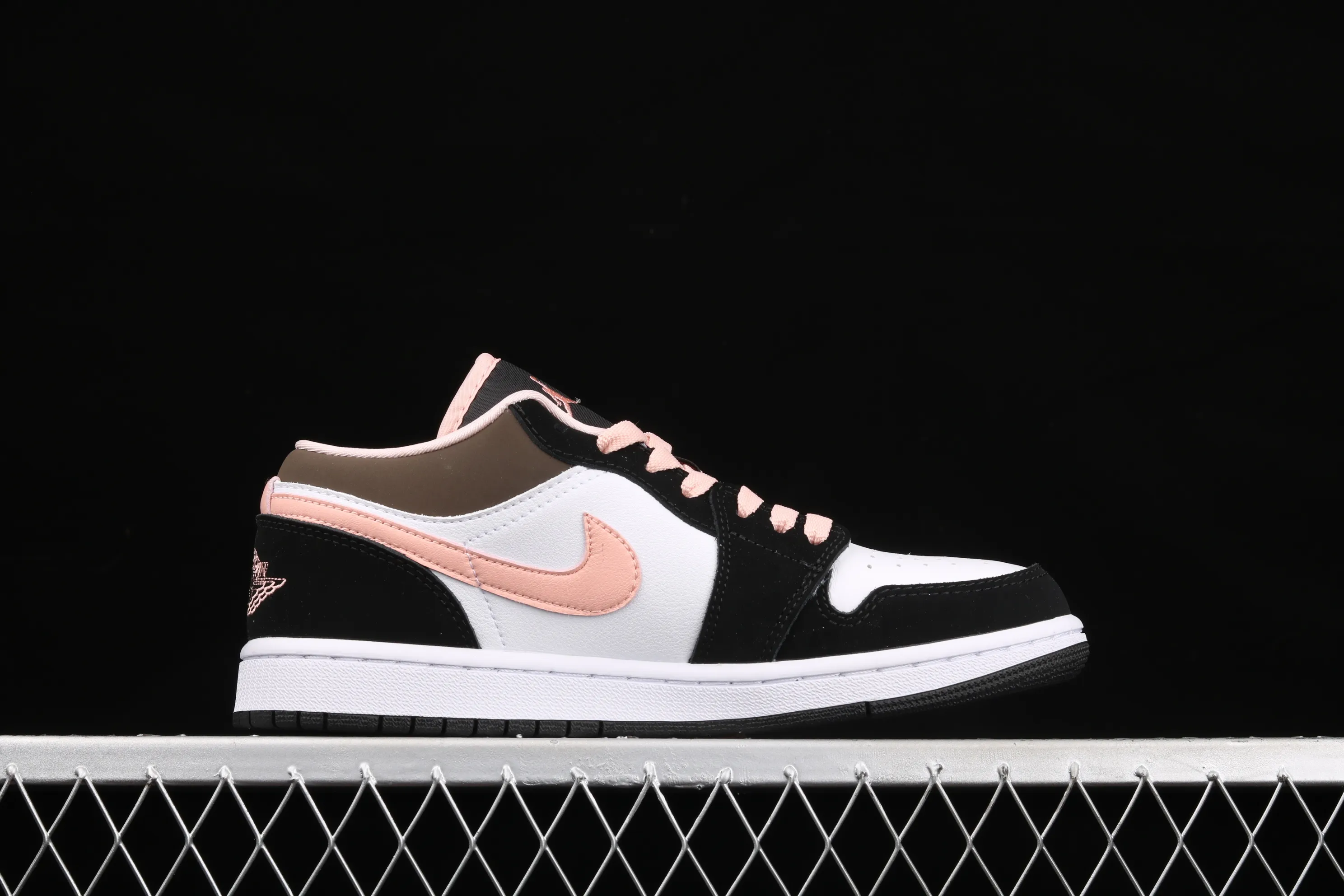 All categories Air Jordan Jordan series basketball shoes Air Jordan 1 Low Air Jordan 1 Low AJ1 Joe 1 low-top cultural and leisure sports sneakers DH0210-100
